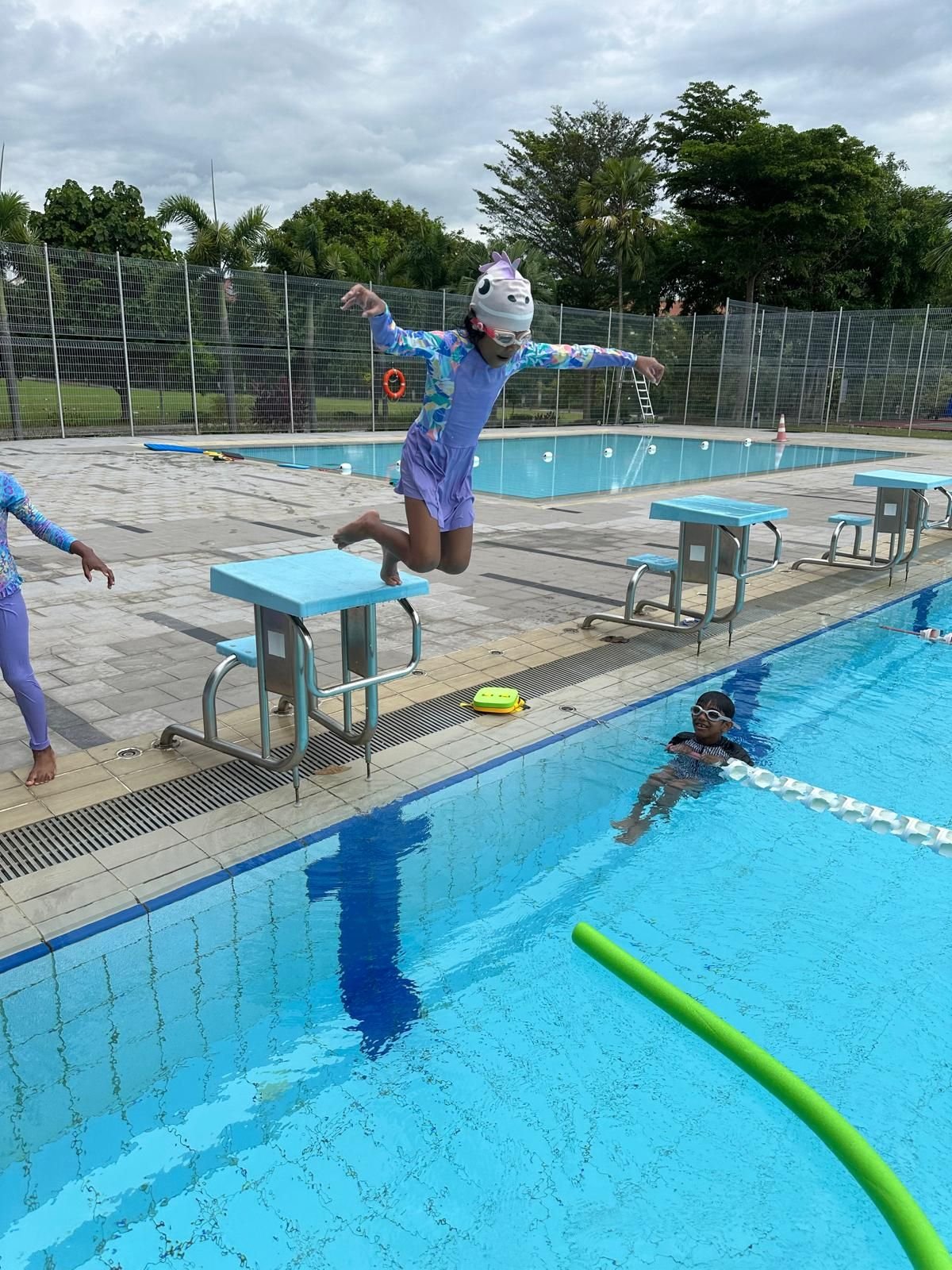 What to Bring to Your Child's First Swimming Lesson – Swim2u Swim School